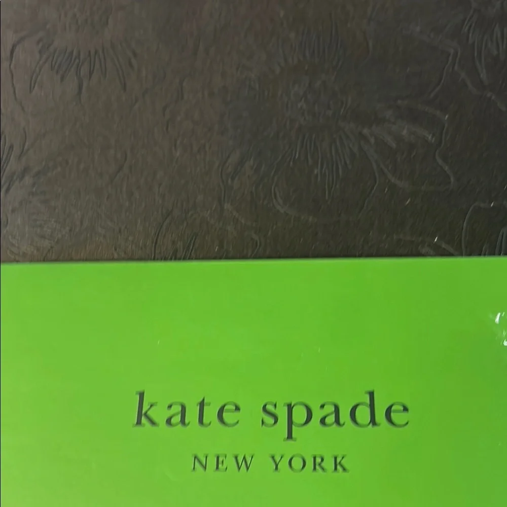 Kate Spade Black Floral Laptop Case - Picture 4 of 5